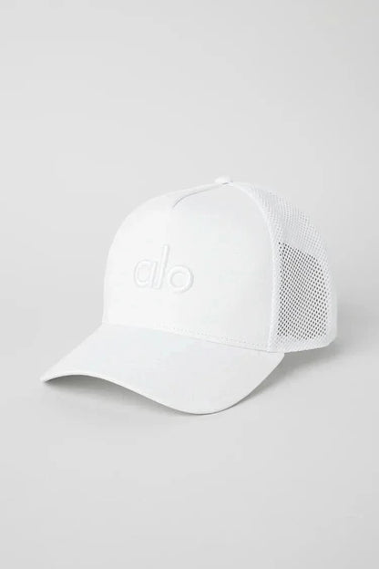 Accolade Trucker Hat - ShopLorca