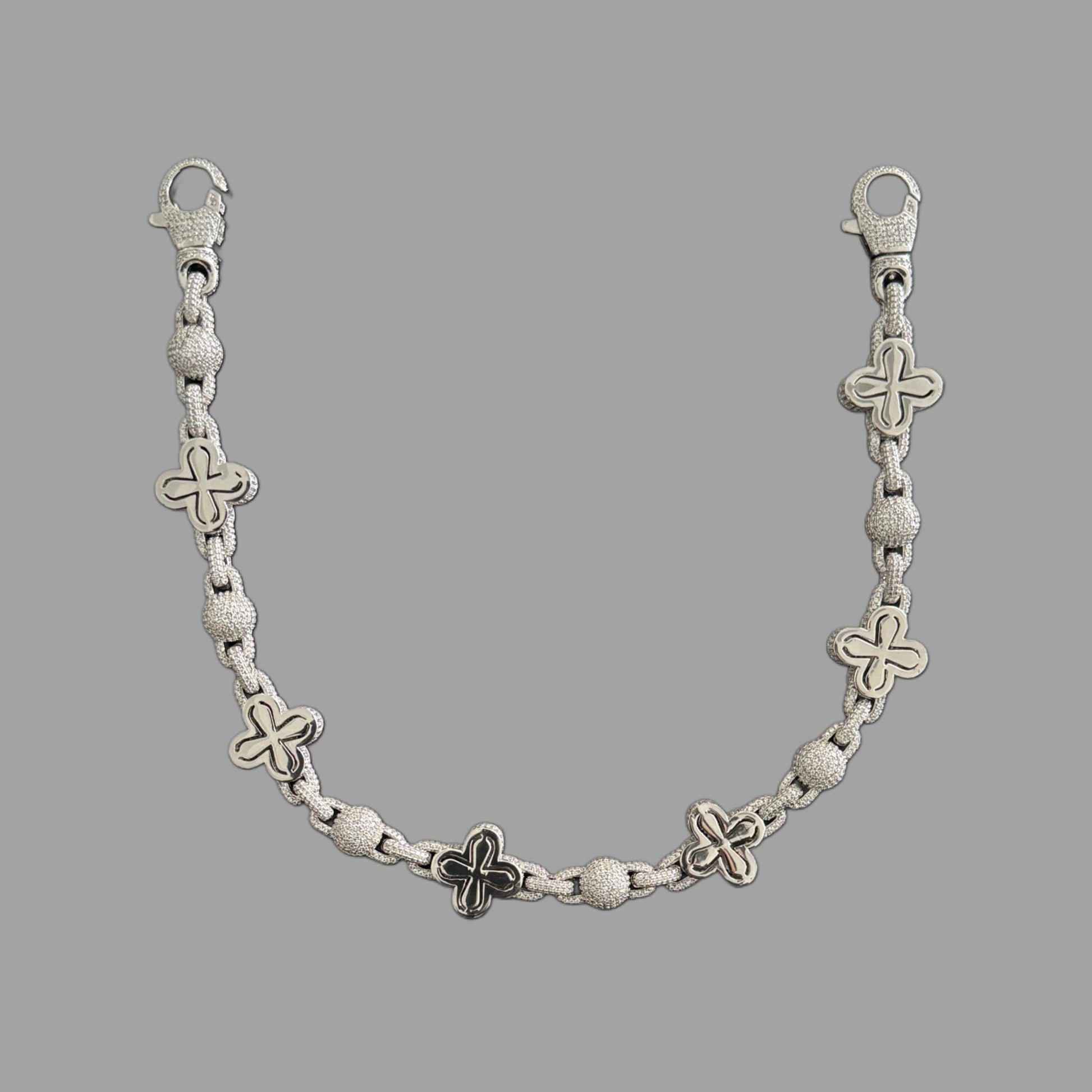 Clover Crystal Wallet Chain - ShopLorca